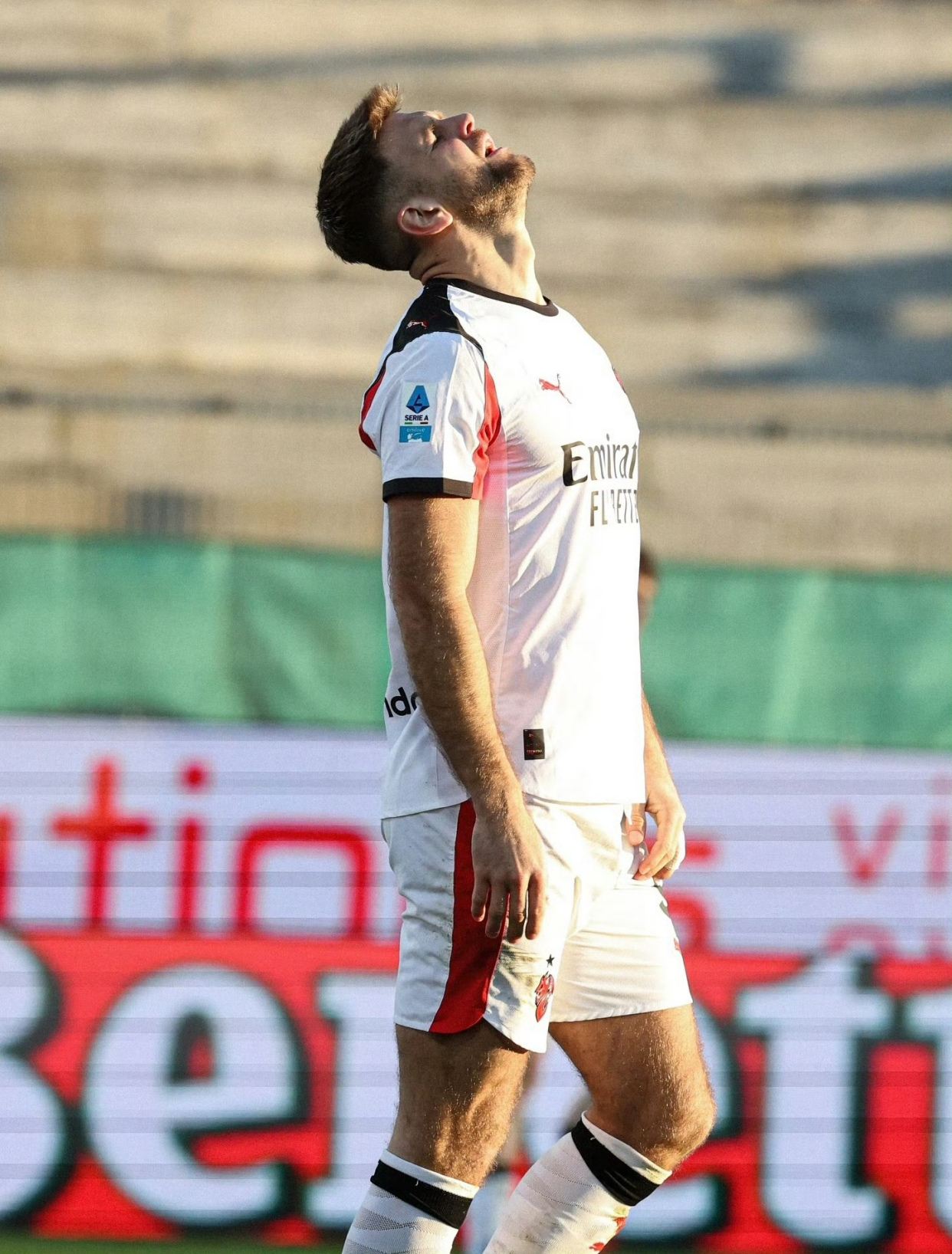 爱游戏全站-刚刚！窗口期AC米兰防线松动达拉斯独行侠伤情更新备战NBA常规赛，转会期广东宏远备战社区盾(灰熊队莫兰特最新消息)