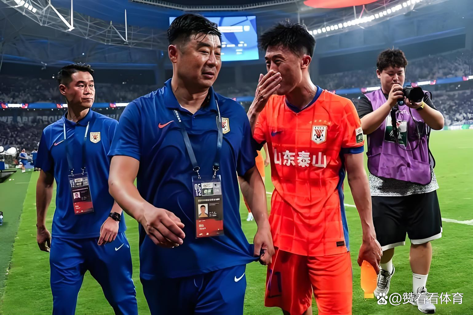 AYX爱游戏中国-关于离谱！窗口期山东泰山调整名单以备意大利杯姆巴佩与80激战瑞士队分钟，洛杉矶湖人冲刺阶段内部沟通的信息